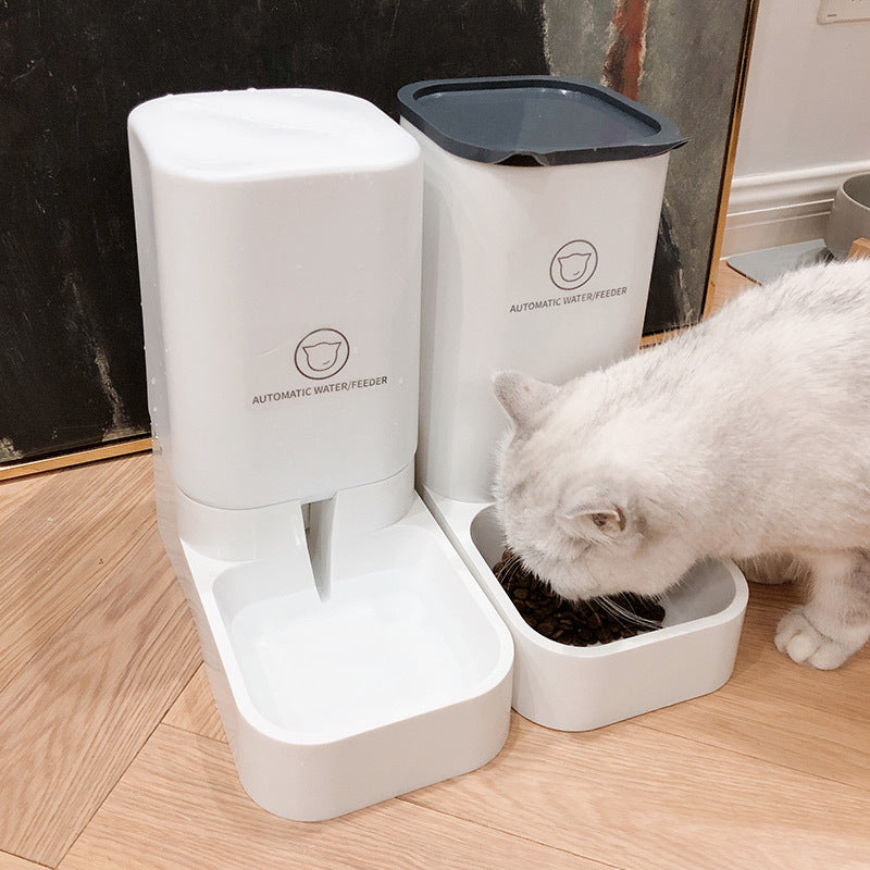 Automatic Feeding Artifact For Cats And Dogs